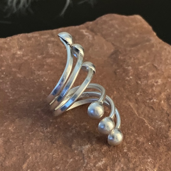 .925 Large Sterling Silver ring - Picture 9 of 13